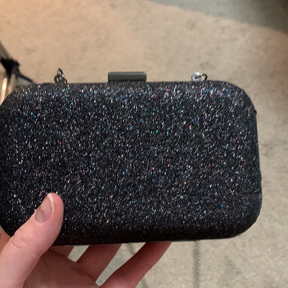 Dazzling Purse - Picture 14 of 16